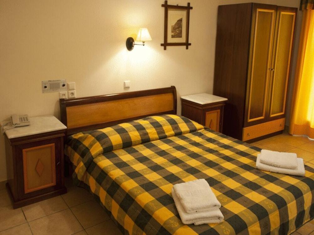 Karidis Hotel Kamari  Luaran gambar